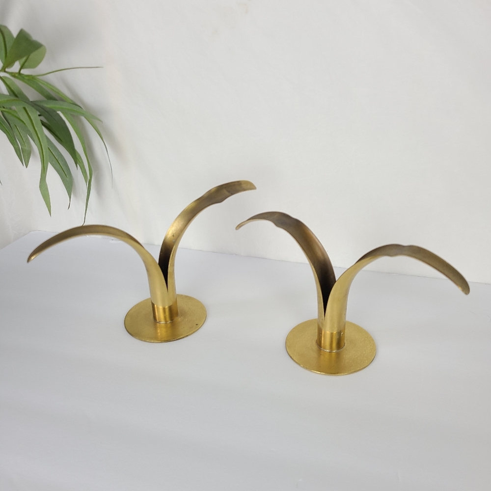 Vintage brass Lily candlestick holder